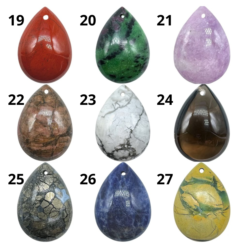 Pendentif forme goutte percé devant (47 pierres différentes) (bélière non incluse) - Foliesbijoux