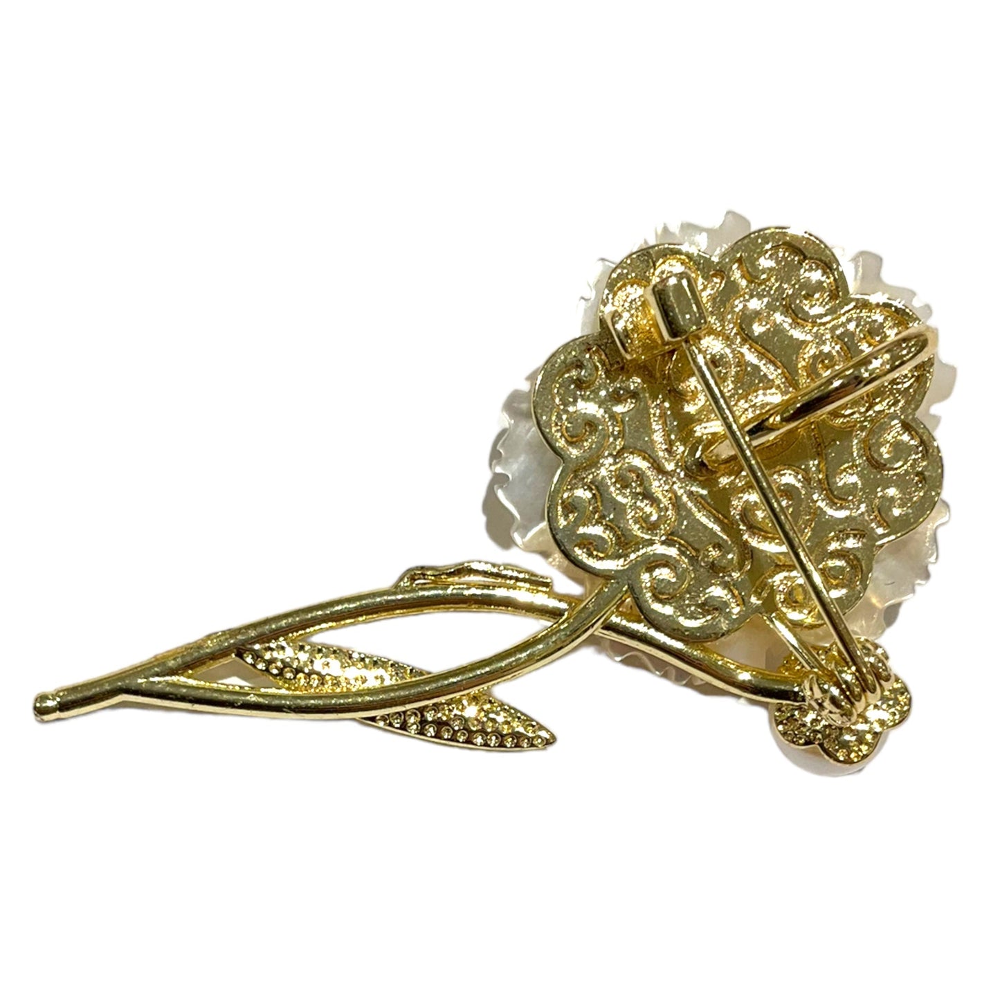 Broche fleurie en perle de rivière (Exemplaire unique) - Foliesbijoux