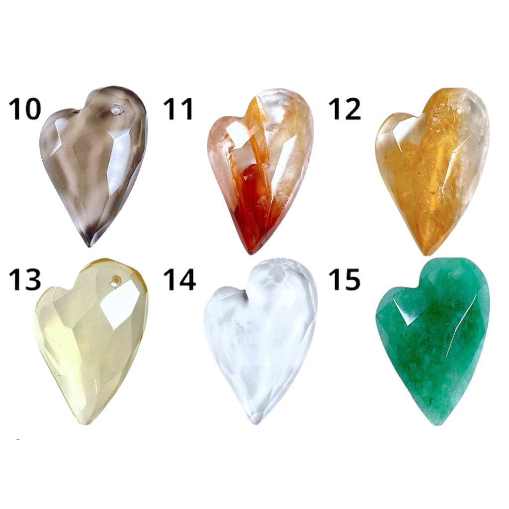 Collier pierre d’eau douce 8-9 mm avec pendentif forme cœur facetté (16 pierres différentes) - Foliesbijoux