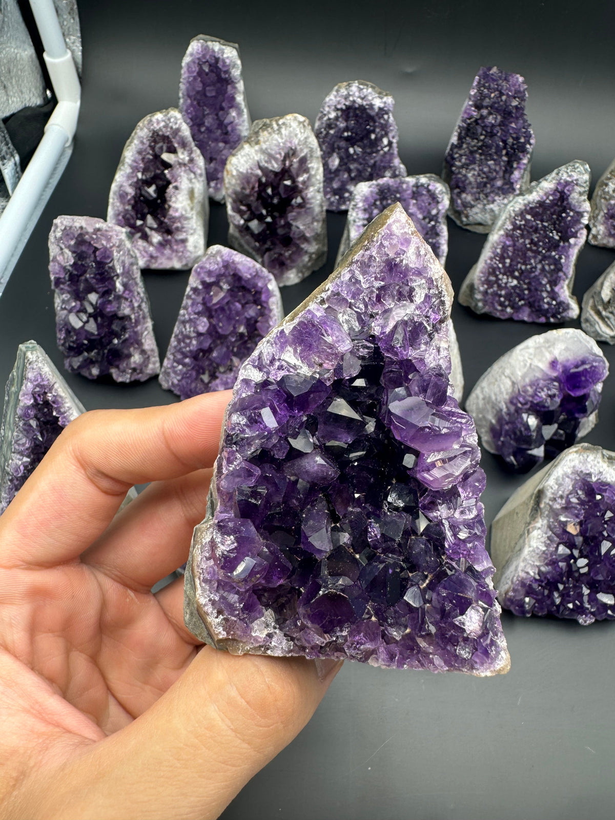 Géode Améthyste brute 180-210g Uruguay AAA - Foliesbijoux