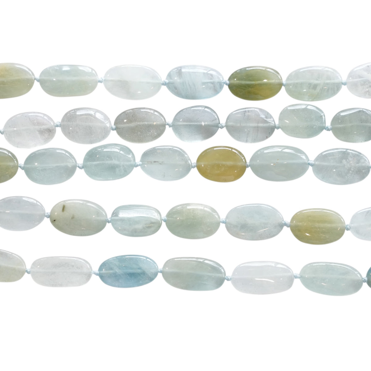 Fil de perle forme libre Aigue marine ovale 22x12 mm (référence 94)
