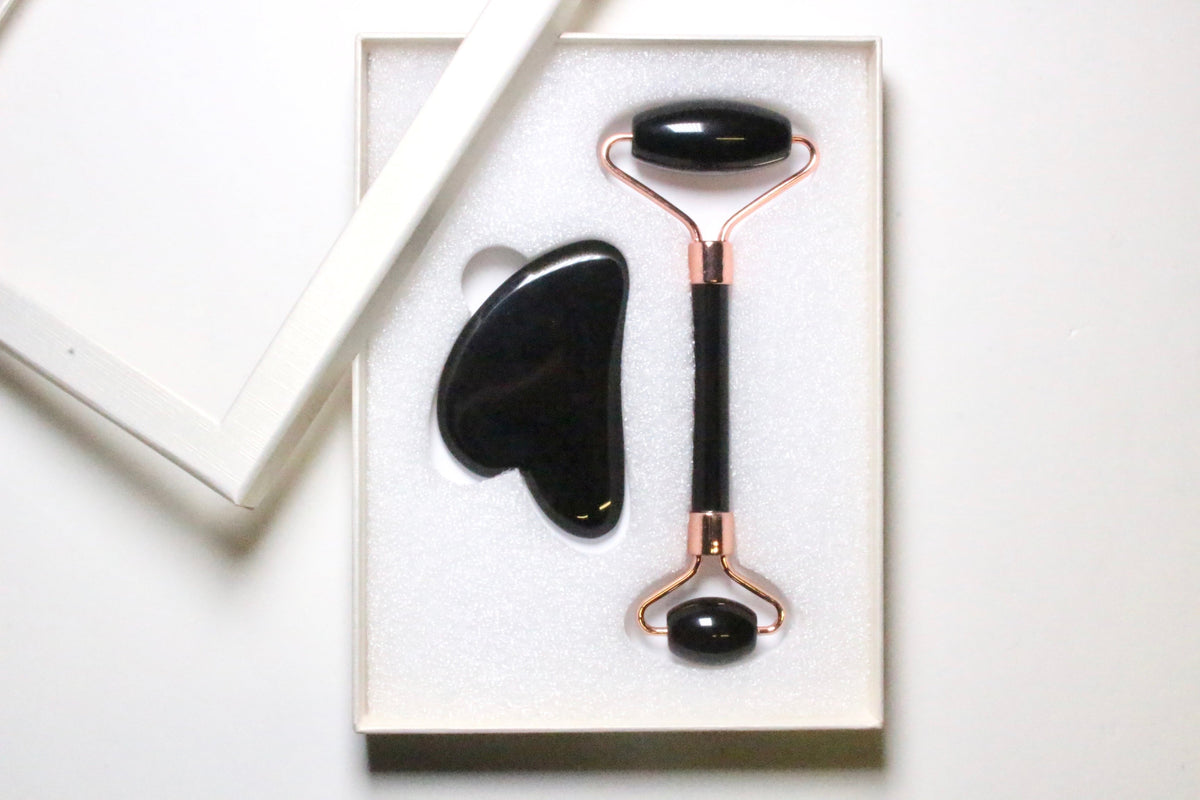 Coffret gua sha & rouleau de massage obsidienne noire effet detoxifiant - Foliesbijoux