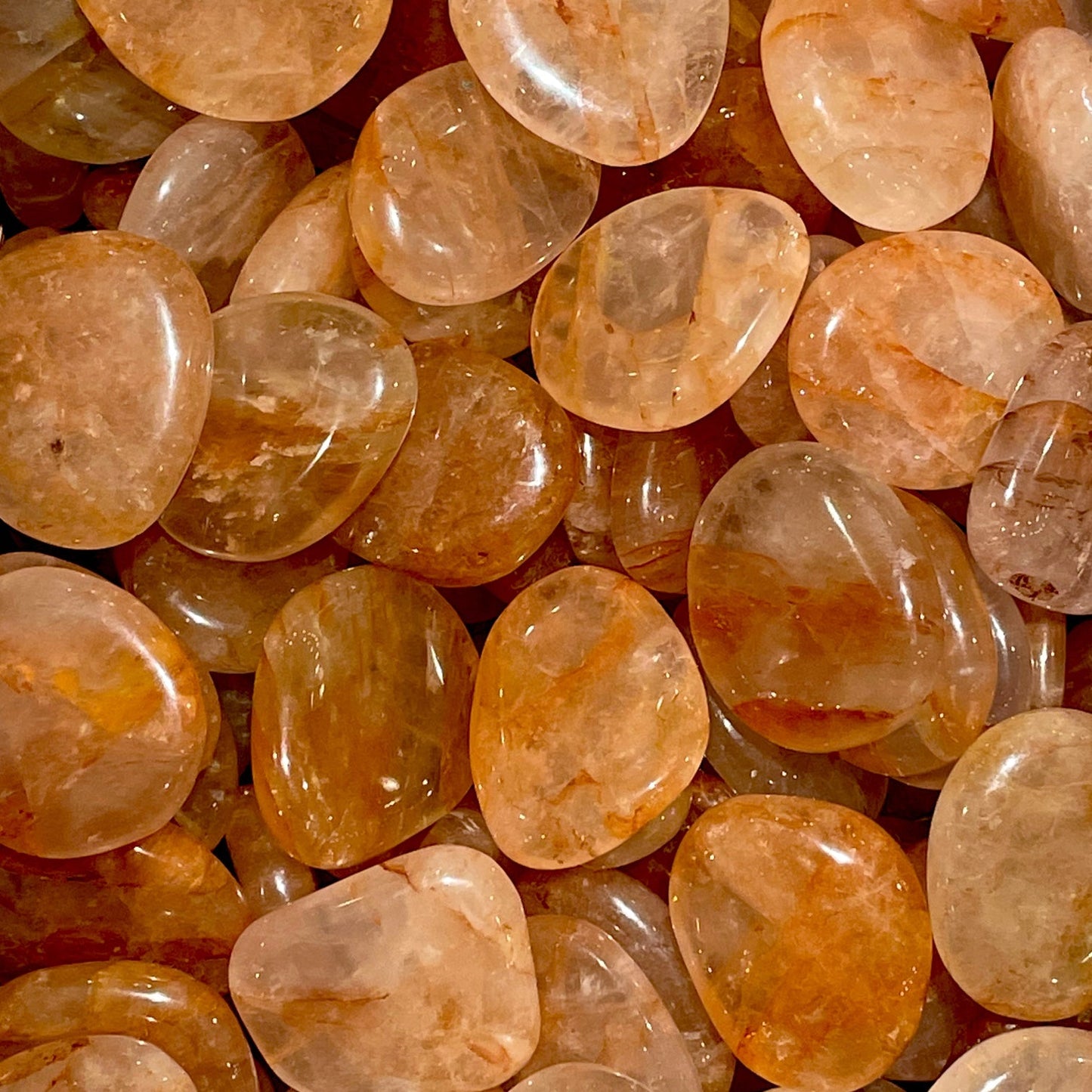 Galet plat en Quartz hématoïde rouge - Foliesbijoux