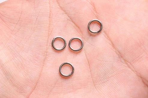 100 stainless steel open jump rings, thick, silver-plated