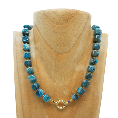 Collier ras de cou 42 cm 10 mm cubique boué acier inoxydable dorée (7 pierres disponibles)
