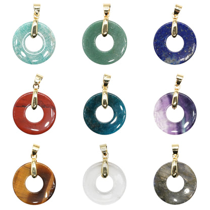 Pendentif Donut 25 mm — Bélière dorée ou argentée (10 pierres disponible)