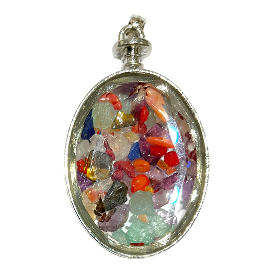 Pendentif ovale facetté 7 chakras