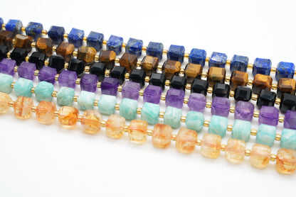 Fil de perles cube au bord arrondie facetté 8x8 mm (6 pierres disponibles)