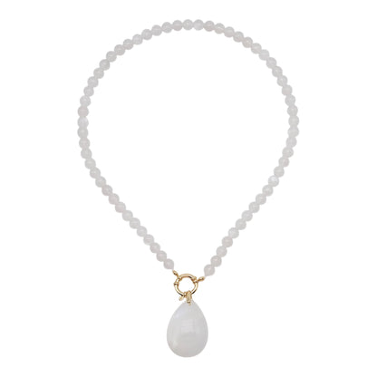 Collier boule en Pierre de lune bleutée A attache bouée en acier doré avec pendentif