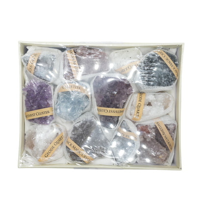 Boîte de Amethyste/Celestine/Quartz 18x14x4 cm N°35