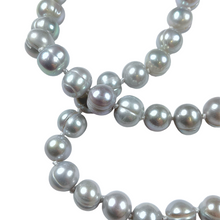 Load image into Gallery viewer, Collier en perles d’eau douce gris G-5
