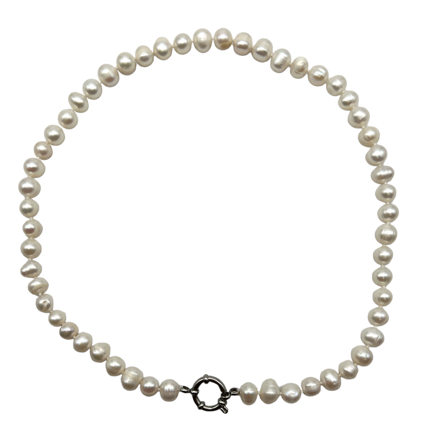 Collier en perles d’eau douce 8-9mm attache bouée en acier doré ou argenté numero 15