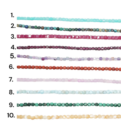 Fil de perles carrés facettés 3x3 mm (18 pierres disponible)