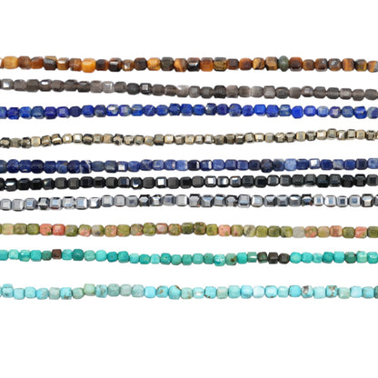 Fil de perles carrés facettés 3x3 mm (18 pierres disponible)