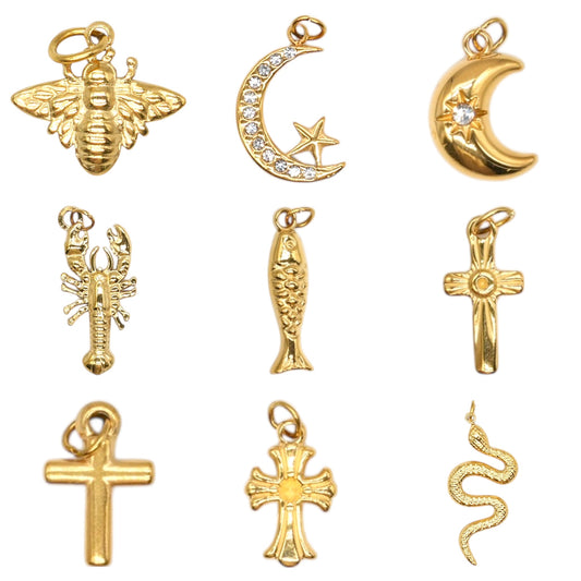 5 Breloques/Pendentifs en acier inoxydable dorée (9 modèles disponible)