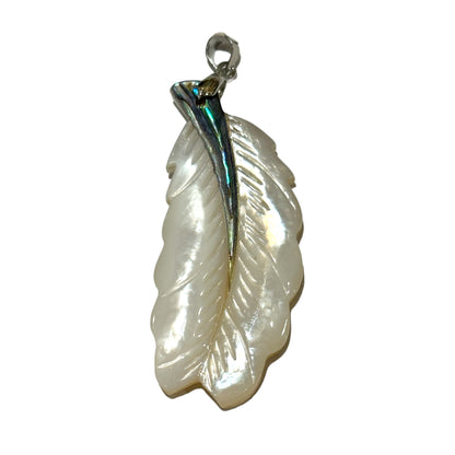 Pendentif aile en nacre & abalone