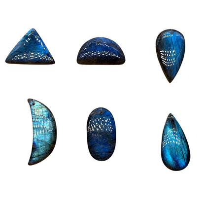 Pendentif en labradorite extra bleue forme aléatoire