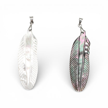 Pendentif forme aile 1.8x5 cm en nacre