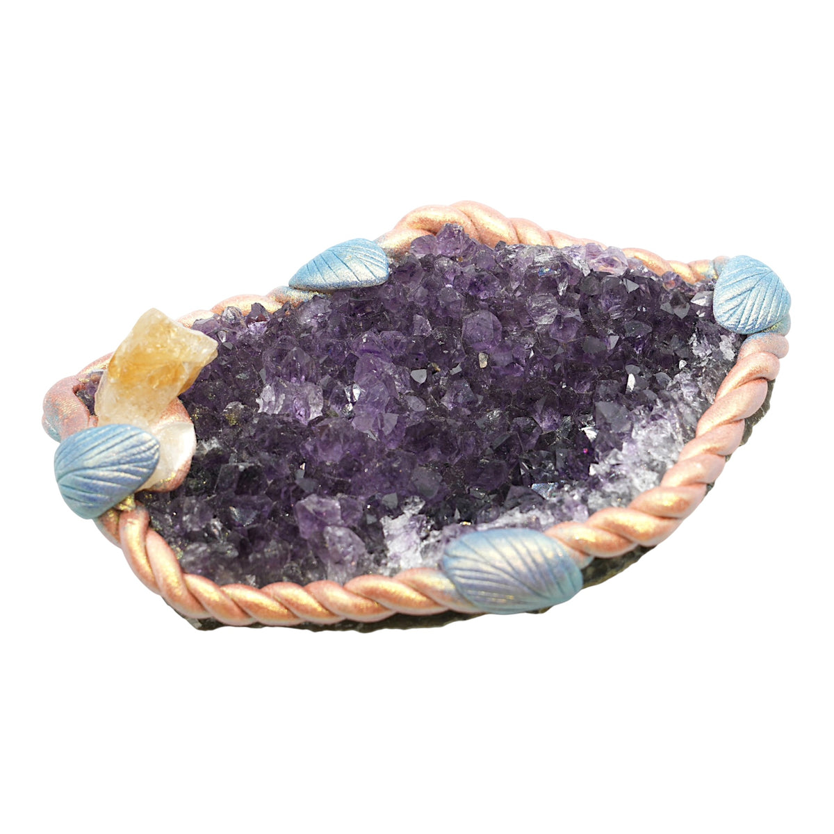 Améthyste 6x8 cm environ (140-160g) de citrine chauffée avec éléments décoratifs coquillage