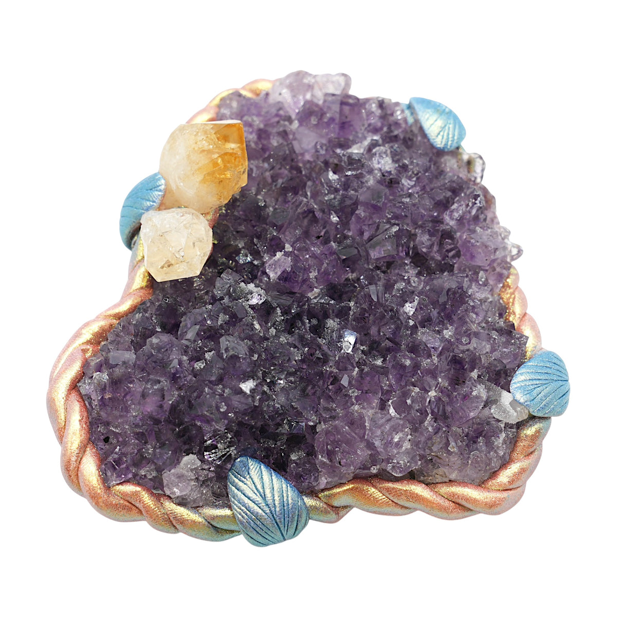 Améthyste 6x8 cm environ (140-160g) de citrine chauffée avec éléments décoratifs coquillage