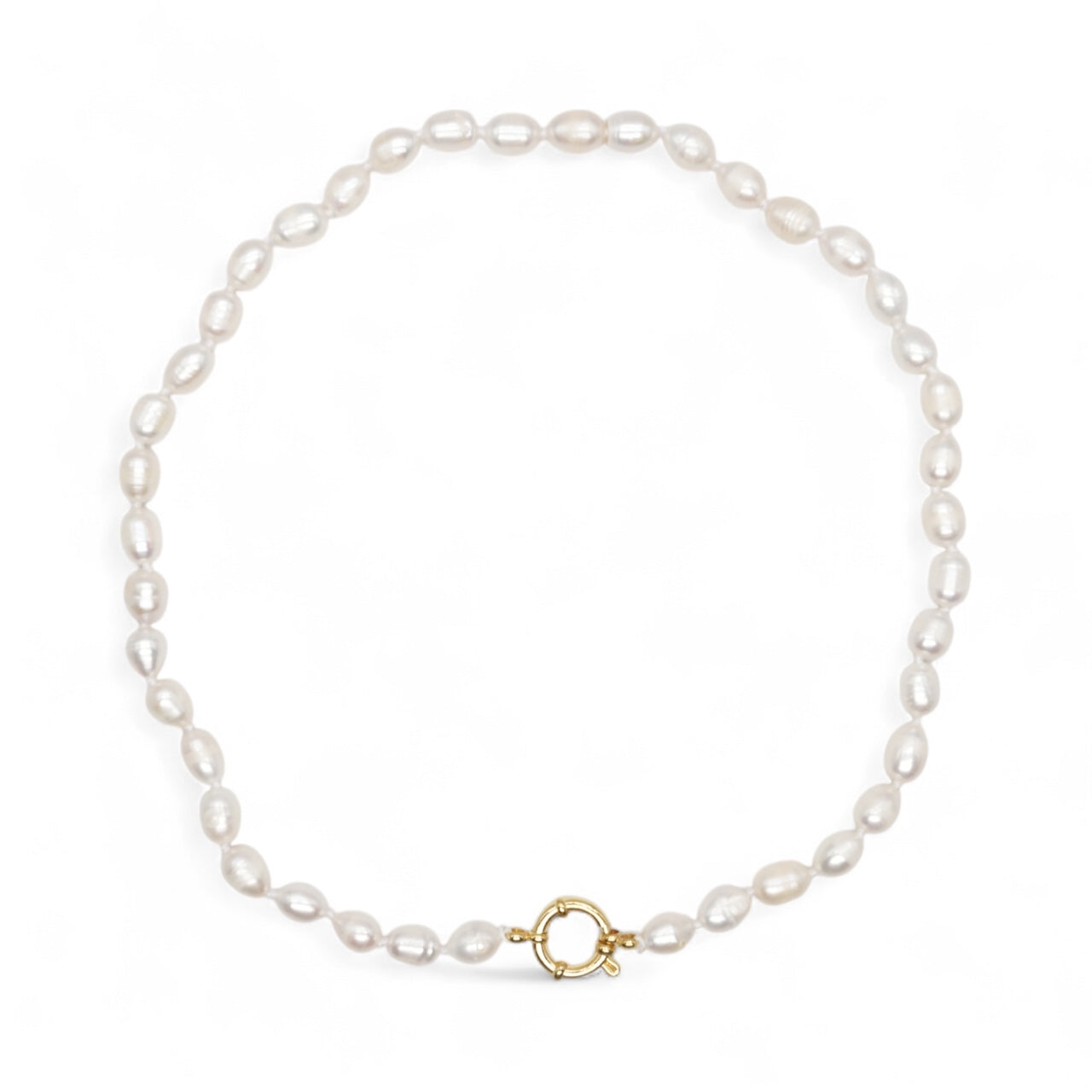 Collier en perles d’eau douce 7-8 mm attache bouée en acier doré numéro 16