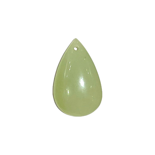 Pendentif Jade de chine forme goutte plate percé devant