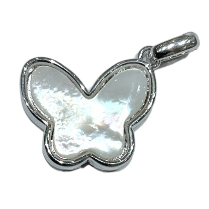 Pendentif papillon nacre