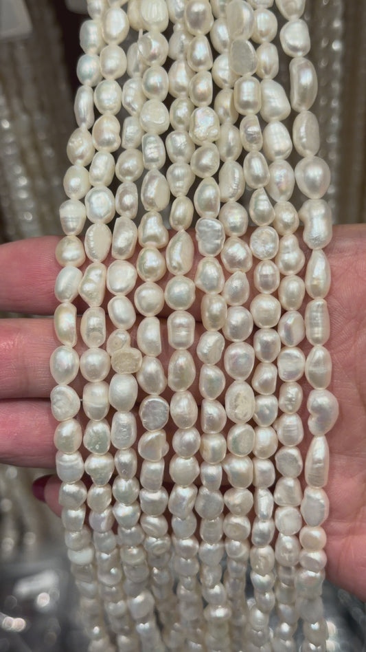 Fil de perle d’eau douce 5-6 mm [64]