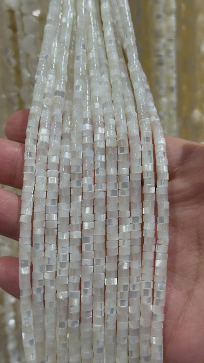 Fil de perle Heishi/Rondelle en Nacre blanche