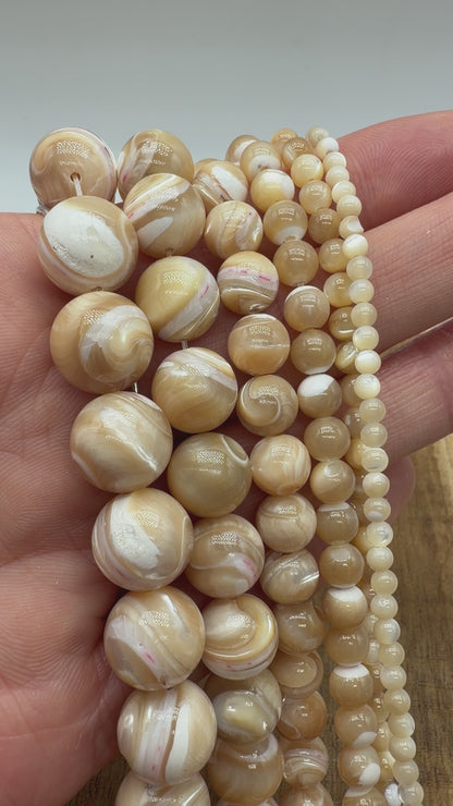 Fil de perle nacre dorée A