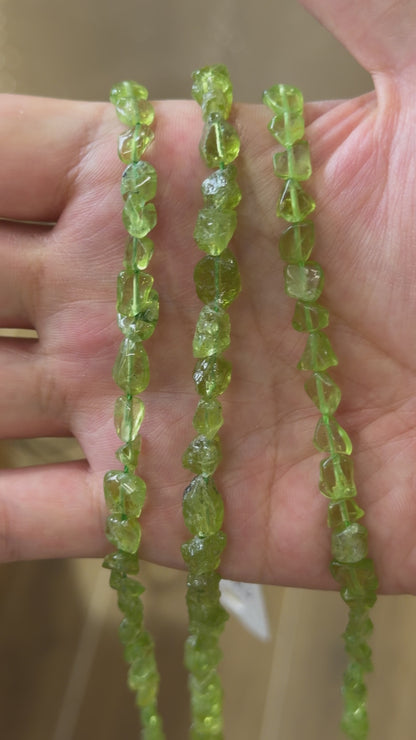 Fil de perle forme libre Peridot (référence 170 à 172)