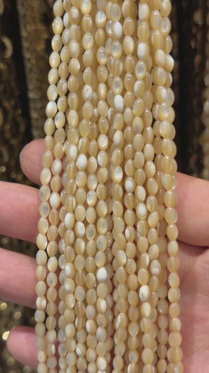 Fil de nacre dorée forme ovale (5 tailles disponible)