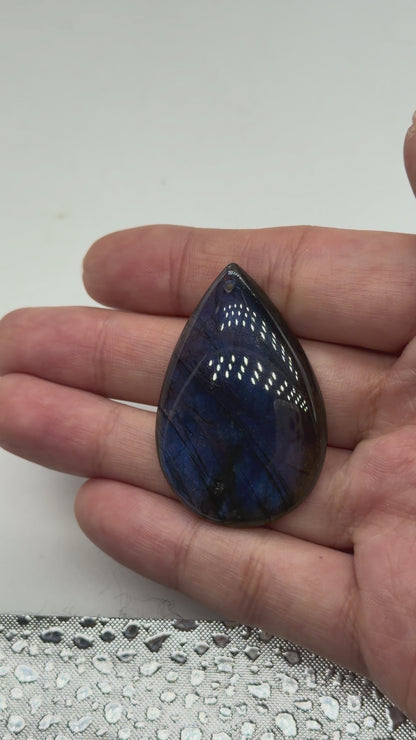 Pendentif en labradorite extra bleue (17 formes disponible)
