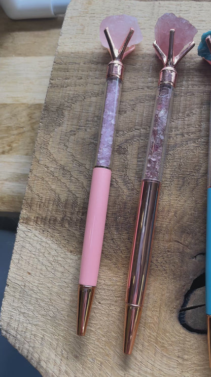 Stylo noir avec pierre brute (12 pierres disponible)