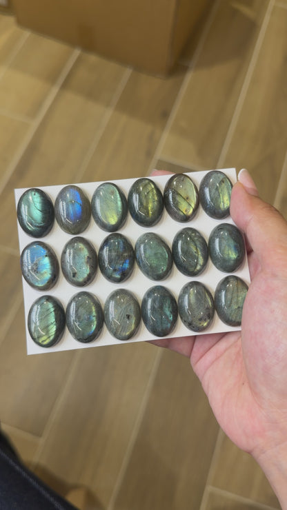 Lot de 18 pendentif Cabochon ROND Labradorite AAA 18x25 mm