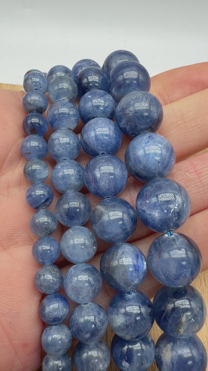 Fil de perle Cyanite Bleue claire AAA