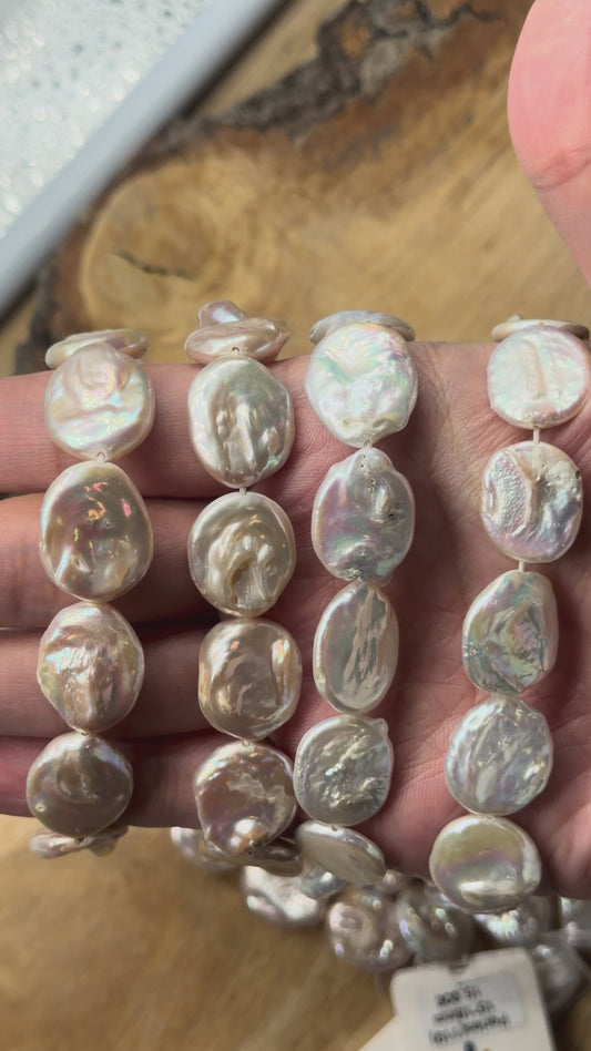 Fil de perle d’eau douce 15x18 mm [119] (deux teintes disponibles)