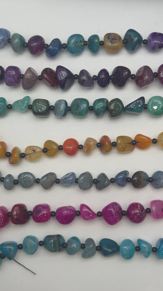 Fil de perles forme libre Agate chauffée 16 mm