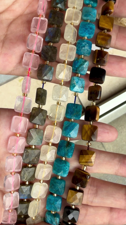 Fil de perles carrés facettés 10 mm (9 pierres disponible)