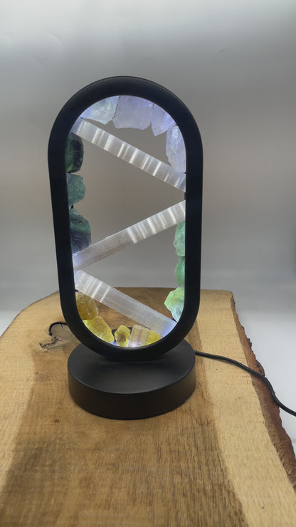 Lampe en pierre naturelle ovale avec sélénite