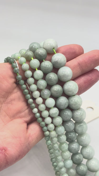 Fil de perle Jade de Birmanie clair A+