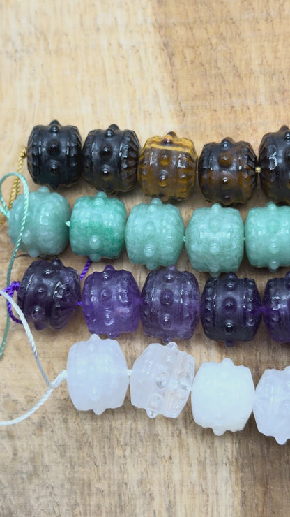 Barrel-shaped studded pearl bead 10 mm reference 65 (4 stones available)