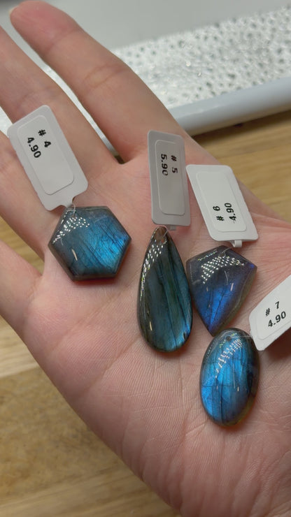 Pendentif en labradorite extra bleue (7 formes disponible)