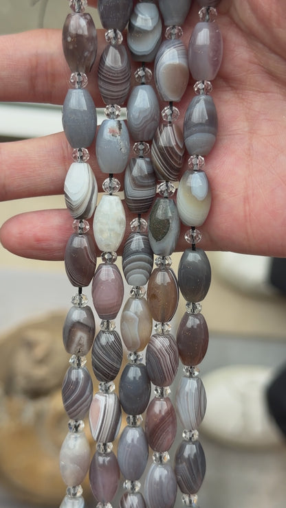 Fil de pierre forme libre Agate Botswana avec intercalaires cristal de roche facetté 8x13 mm (référence 61)