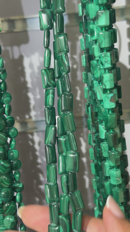 Fil de perles Malachite forme libre (12 formes disponible)