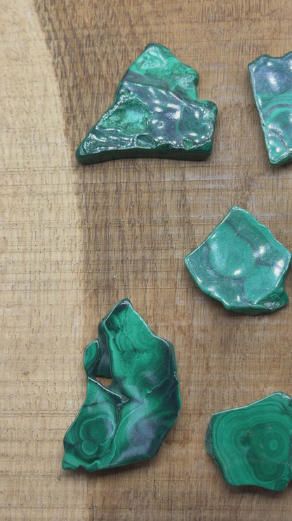 Lot de 200 g de Malachite polie