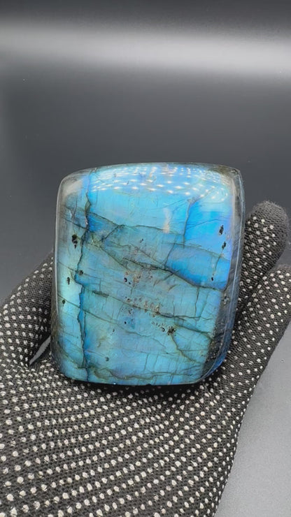 Labradorite flashy forme libre AAA 491g (Lot 3)