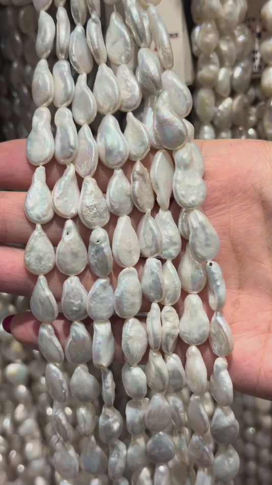 Fil de perle d’eau douce 9x16 mm [100]