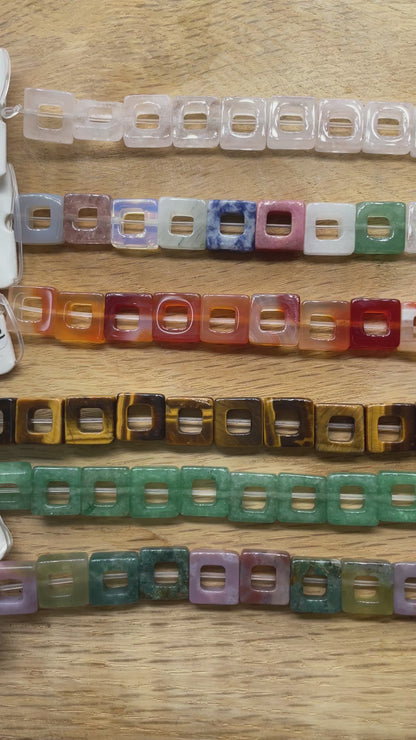 Fil carré en pierre naturelle reference 36 — 10 mm (6 pierres disponible)