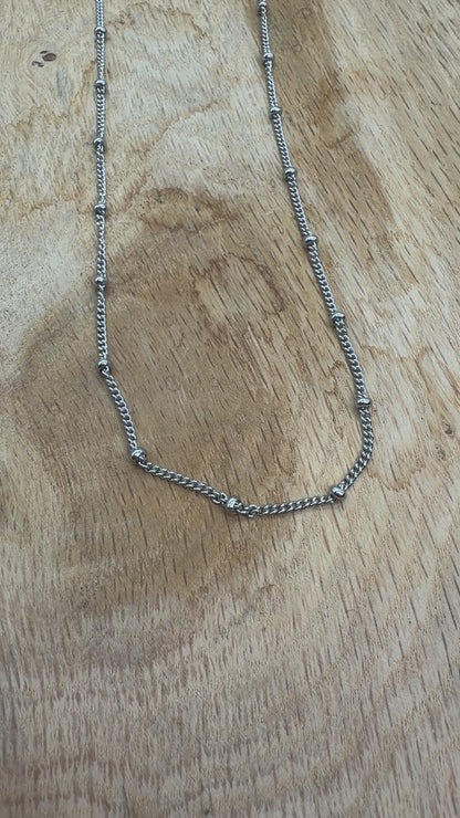 Lot de 10 chaînes en acier inoxydable argenté 45 cm modèle 26